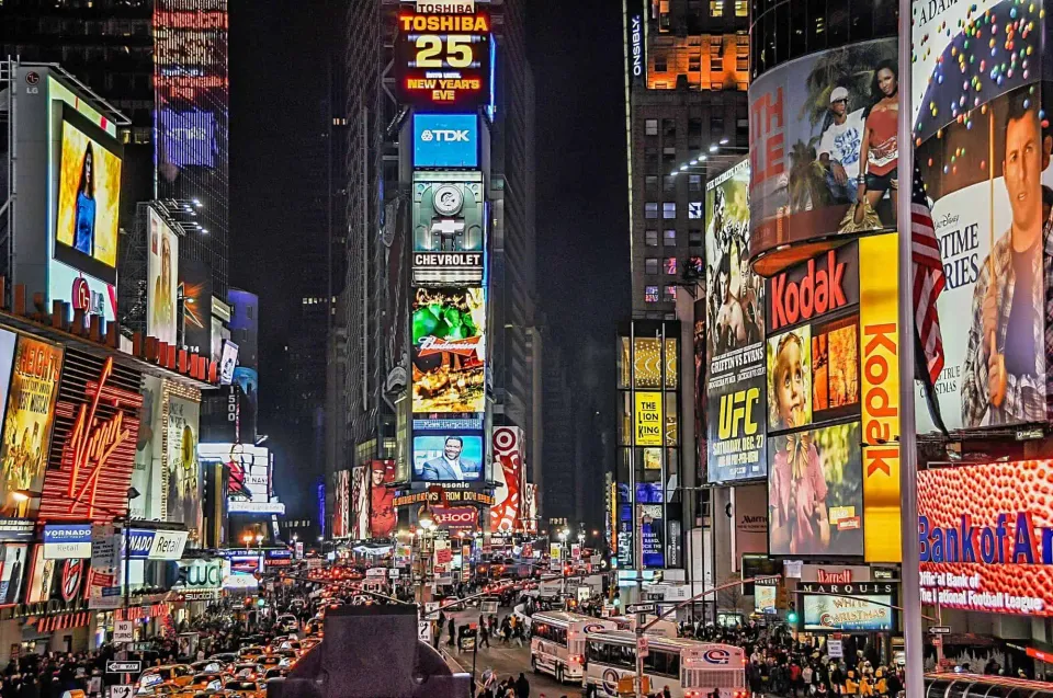A Tourist's Guide to Experience the Magic of Time Square